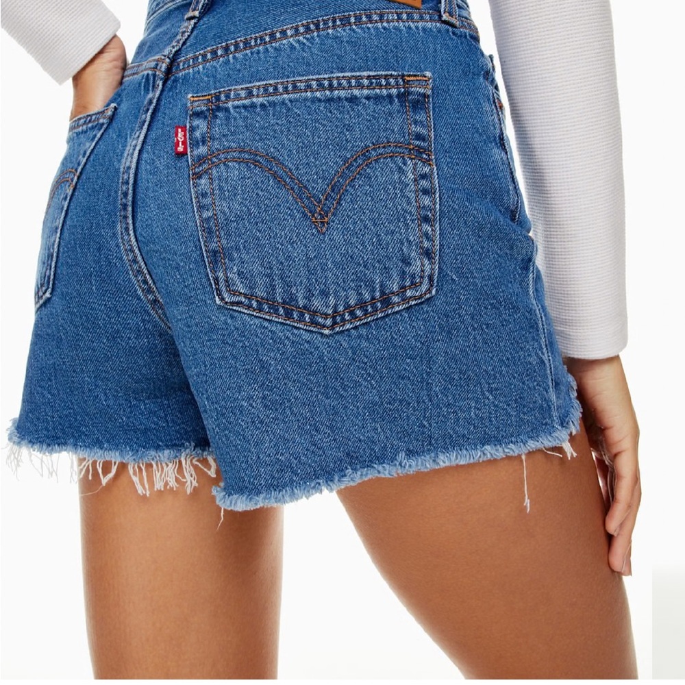 Levi's Ribcage High-Waisted Jean Shorts